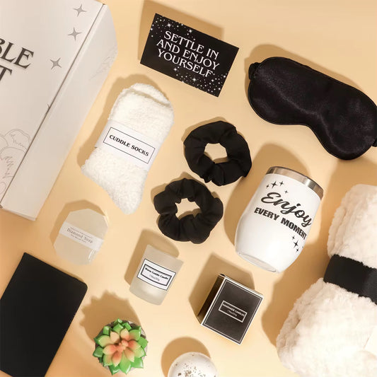 Cleo Black & White Gift Set