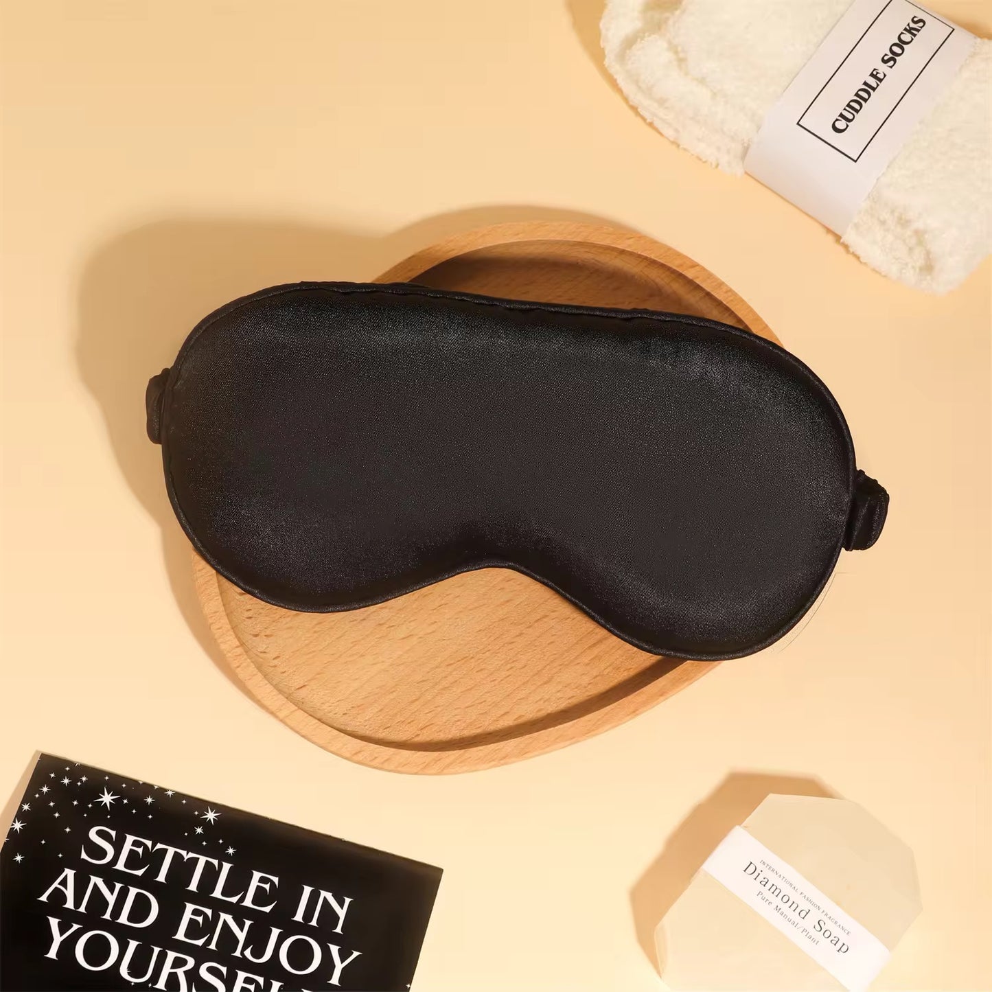 Cleo Black & White Gift Set